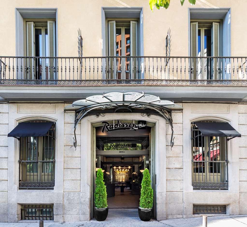 Radisson Blu Hotel, Madrid Prado Exteriör bild